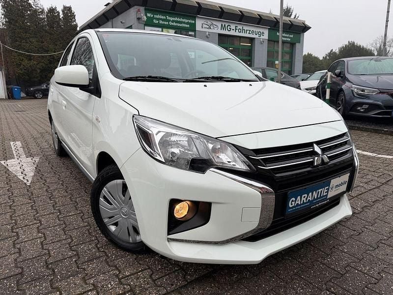Weiß Gebraucht 2021 Mitsubishi Space Star Spirit Kleinwagen | 8.949 € - Bild 1/4
