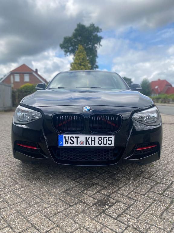 Schwarz Gebraucht 2013 BMW 114 Kleinwagen | 5.499 € (Guter Preis) - Bild 1/4