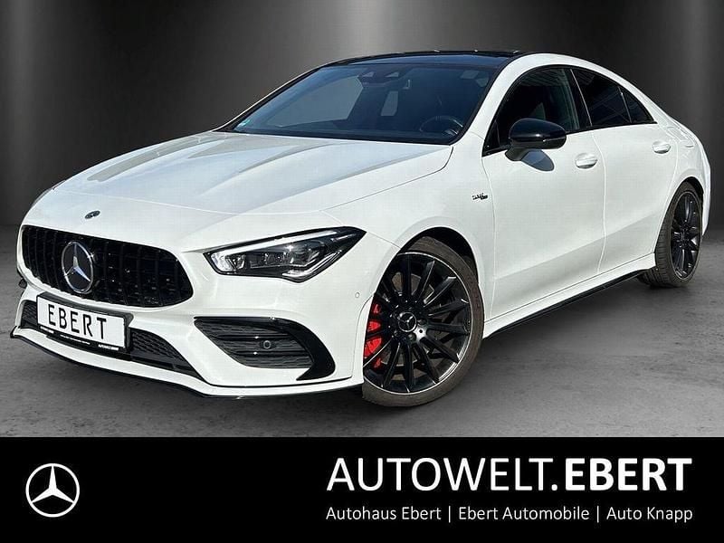 Weiß Gebraucht 2021 Mercedes CLA35 AMG AMG Coupé | 38.880 € (Superpreis) - Bild 1/4