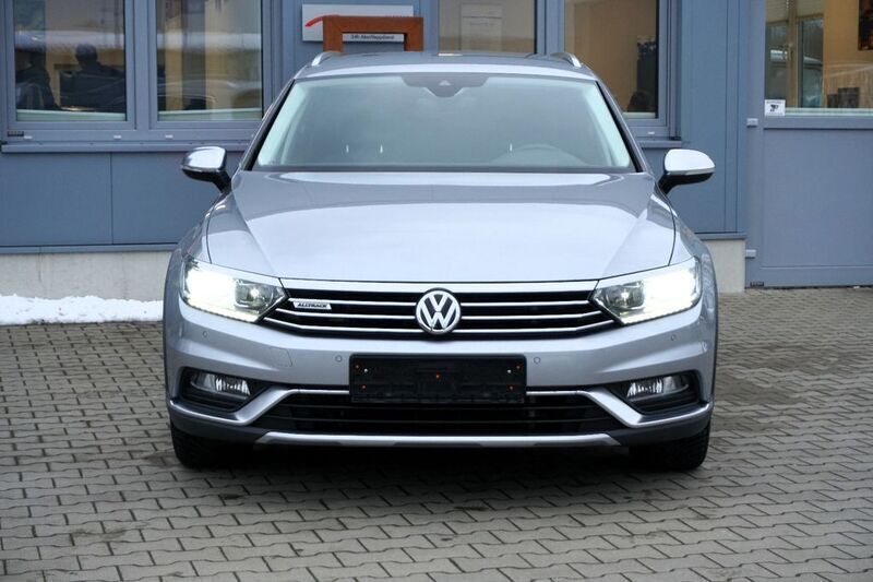 Gebraucht VW Passat Alltrack 239 PS (175 kW) 2019 Silber Kombi