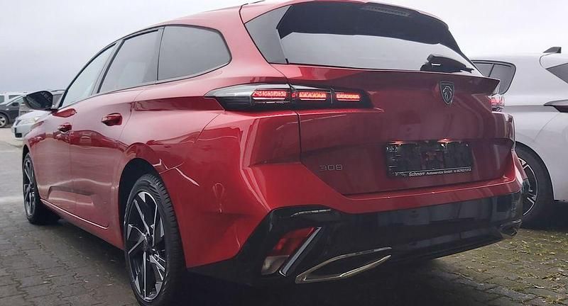 Gebraucht Peugeot 308 SW Allure 131 PS (96 kW) 2023 Rot Kombi