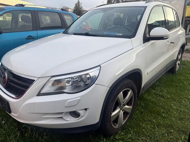 Weiß Gebraucht 2007 VW Tiguan Track & Field SUV | 4.500 € (Superpreis) - Bild 1/4