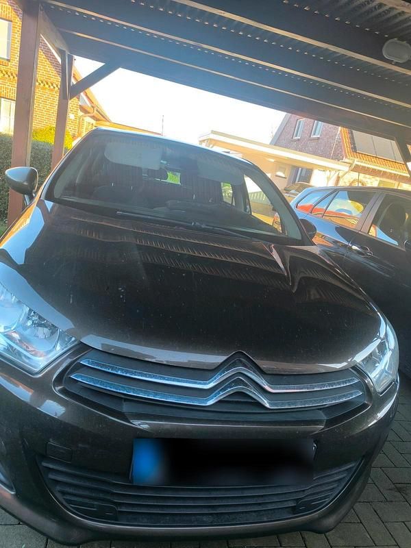 Gebraucht Citroën C4 120 PS (88 kW) 2011 Braun Limousine