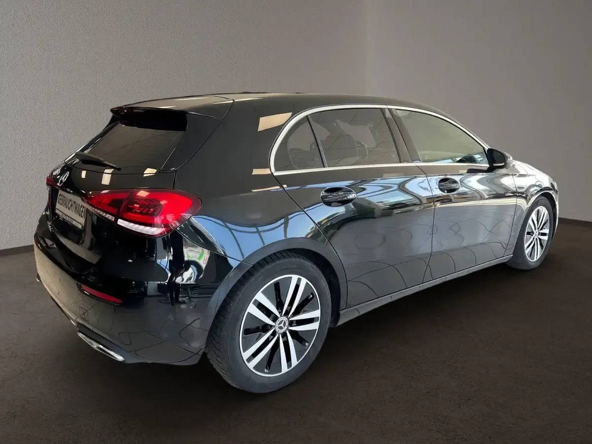 Gebraucht Mercedes A220 Progressive 190 PS (139 kW) 2022 Schwarz Limousine