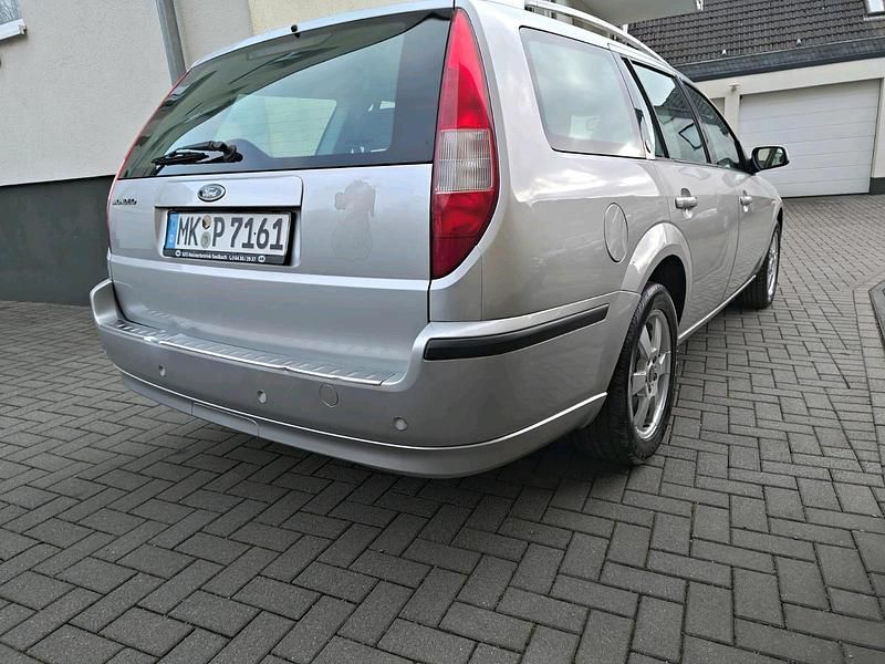 Gebraucht Ford Mondeo 125 PS (91 kW) 2007 Silber Kombi