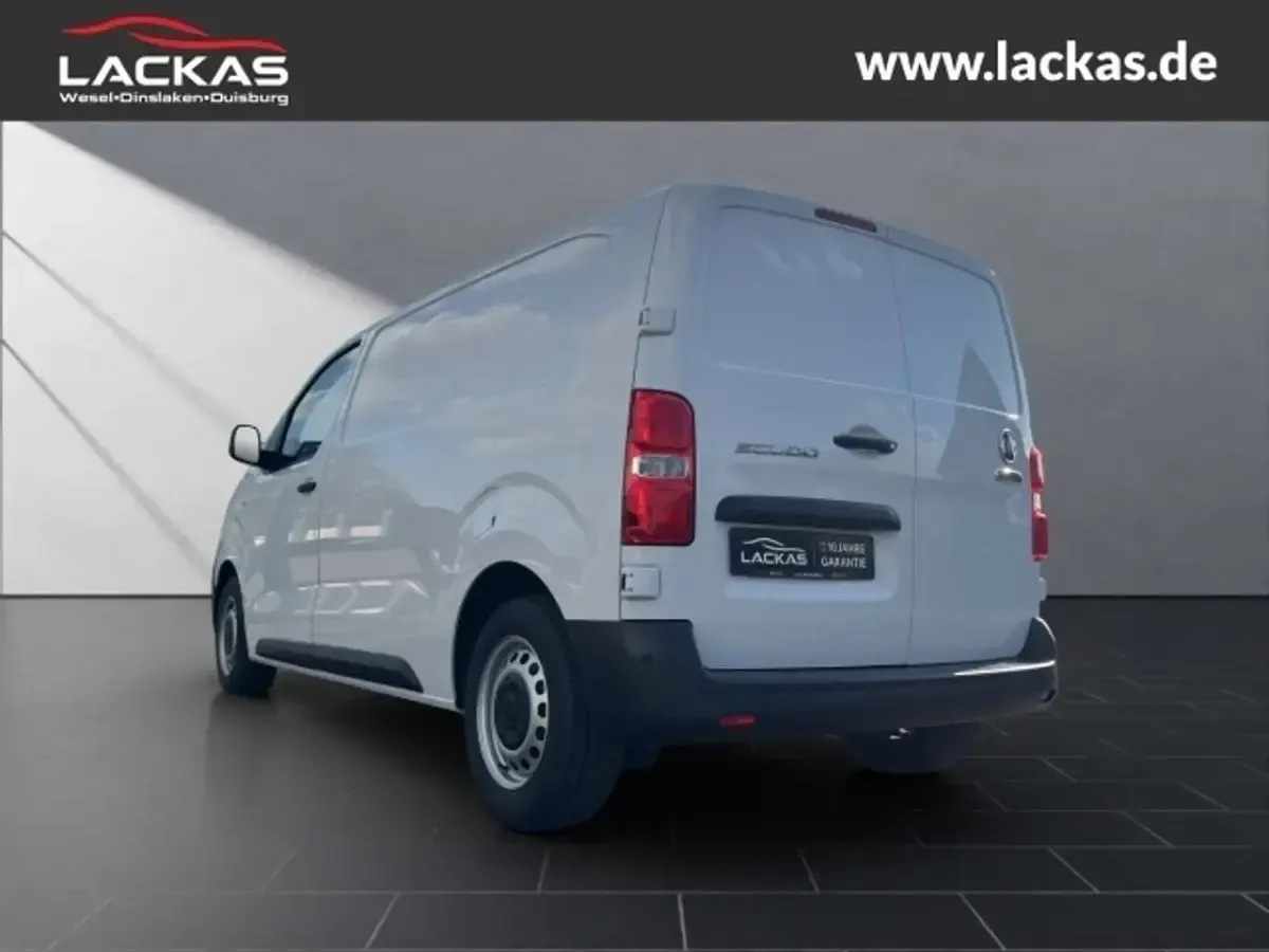 Gebraucht Fiat Scudo Basis 144 PS (105 kW) 2024 Weiss Van