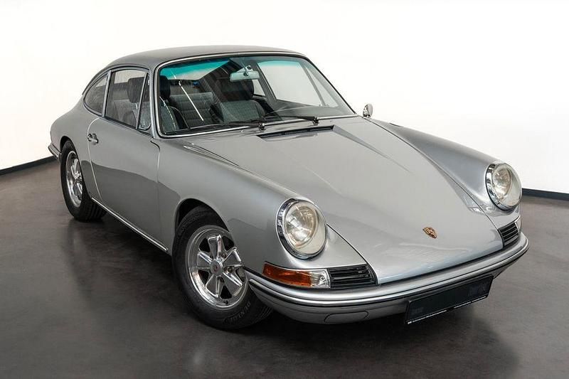 Second-hand Porsche 911 131 CP (96 kW) 1966 Argintiu Coupe