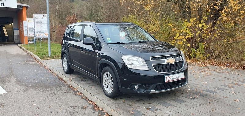 Schwarz Gebraucht 2011 Chevrolet Orlando LT Van / Kleinbus | 4.590 € (Guter Preis) - Bild 1/4