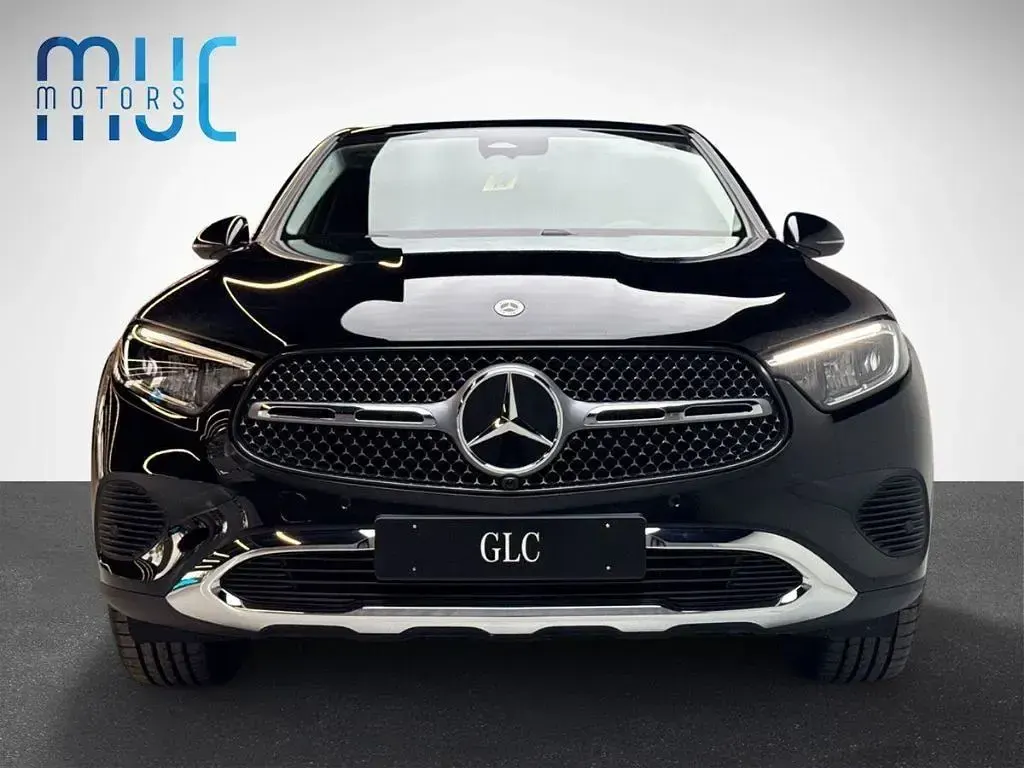 Neu Mercedes GLC200 227 PS (166 kW) 2026 Schwarz/baltic black SUV