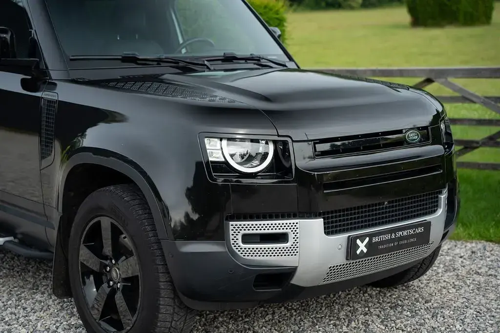 Gebraucht Land Rover Defender S 300 PS (220 kW) 2021 Schwarz SUV