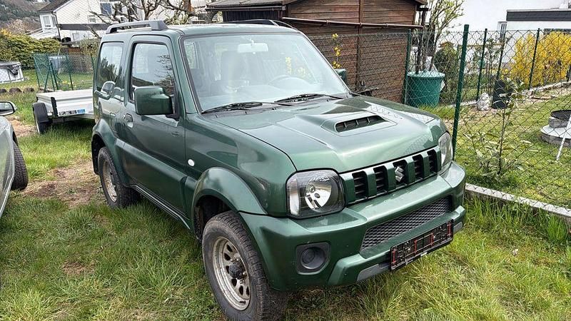 Gebraucht Suzuki Jimny Ranger 86 PS (63 kW) 2013 Grün SUV