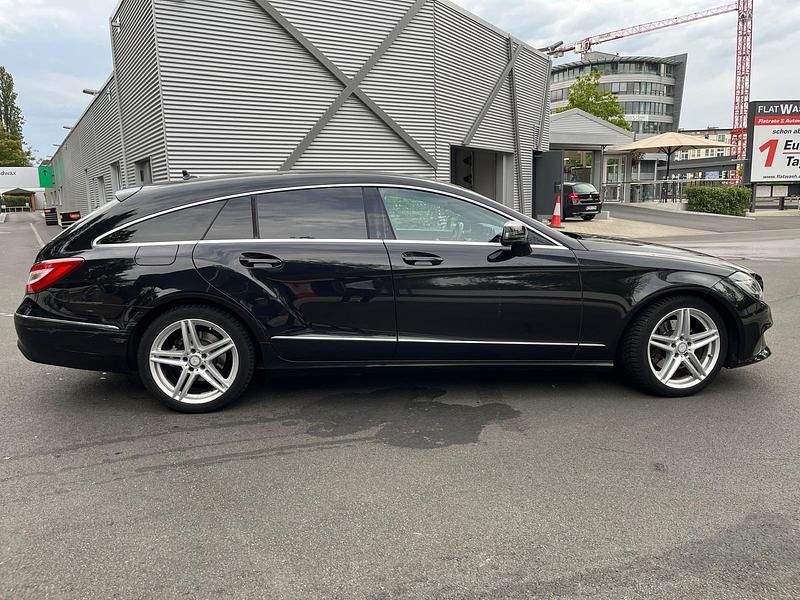 Gebraucht Mercedes CLS220 170 PS (125 kW) 2016 Schwarz Kombi