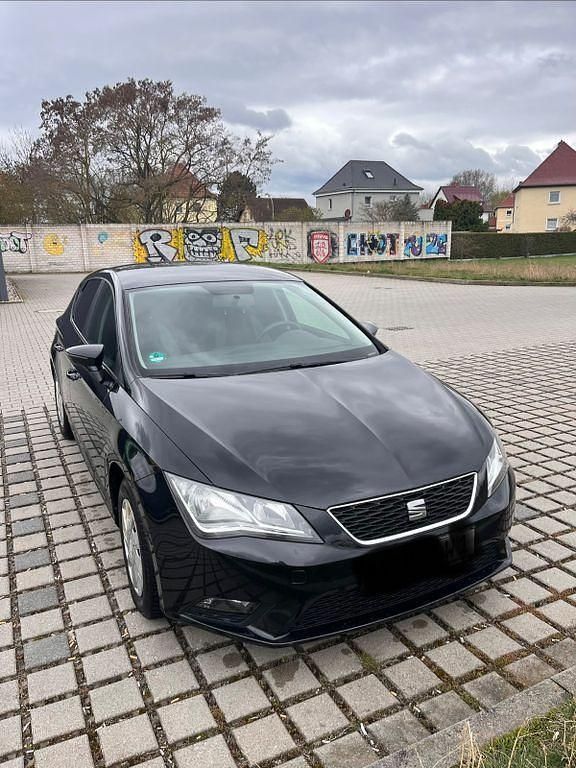 Usado Seat Leon ST 86 HP (63 kW) 2013 Preto Carrinha