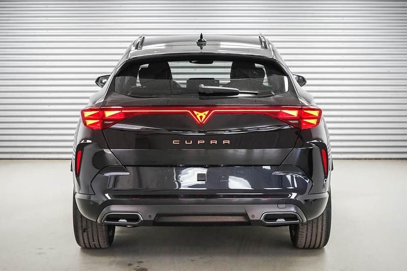 Neu Cupra Formentor 150 PS (110 kW) 2026 Midnight black metallic (0e) SUV