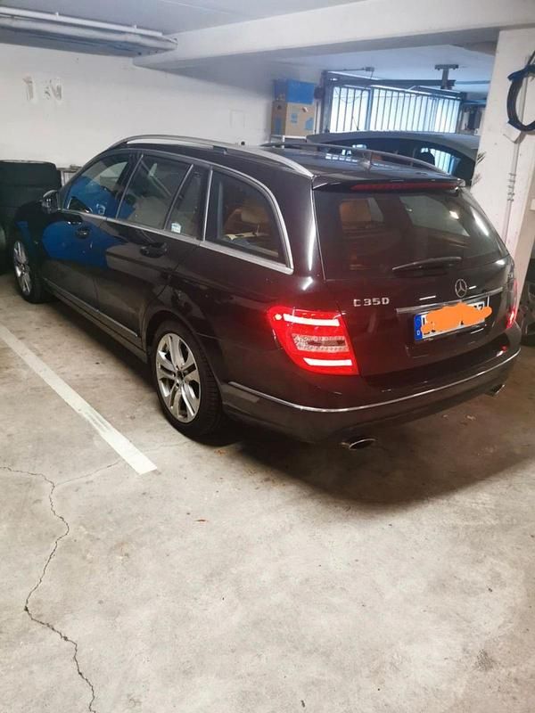 Schwarz Gebraucht 2012 Mercedes 350 Kombi | 13.000 € (Guter Preis) - Bild 1/4