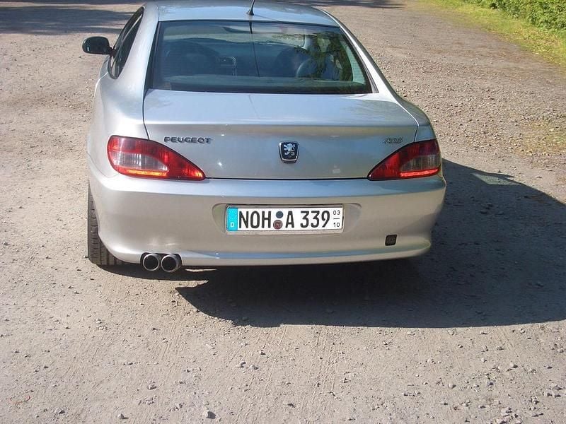 Silber Gebraucht 2000 Peugeot 406 Coupé | 3.500 € (Fairer Preis) - Bild 1/4