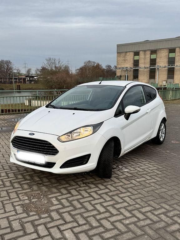 Gebraucht Ford Fiesta SYNC Edition 65 PS (47 kW) 2014 Weiß Kleinwagen