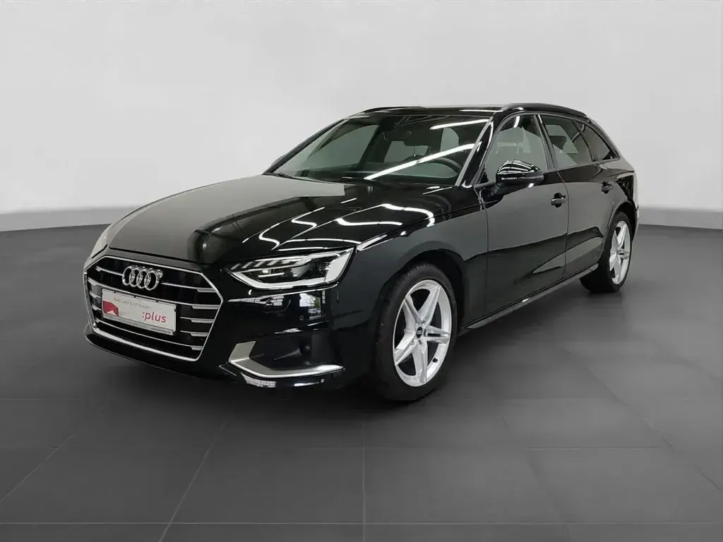 Gebraucht Audi A4 Advanced 163 PS (119 kW) 2023 Schwarz Kombi