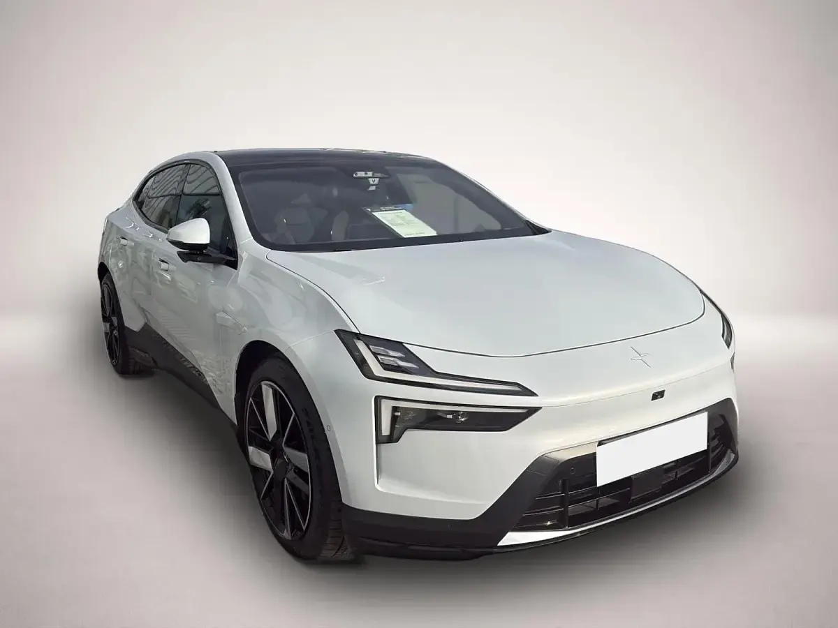 Gebraucht Polestar 4 Pilot 400 kW (544 PS) 2024 Manufacturer SUV