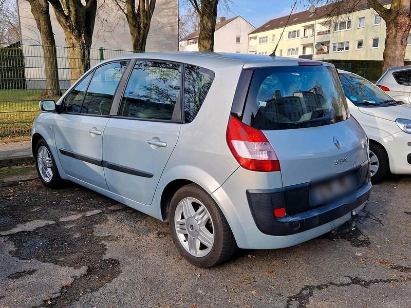 Gebraucht Renault Scénic 116 PS (85 kW) 2003 Silber Van / Kleinbus