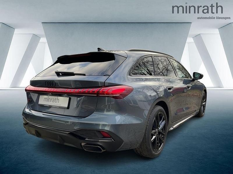 Gebraucht Audi A5 Ambiente 204 PS (150 kW) 2024 Blau Coupé