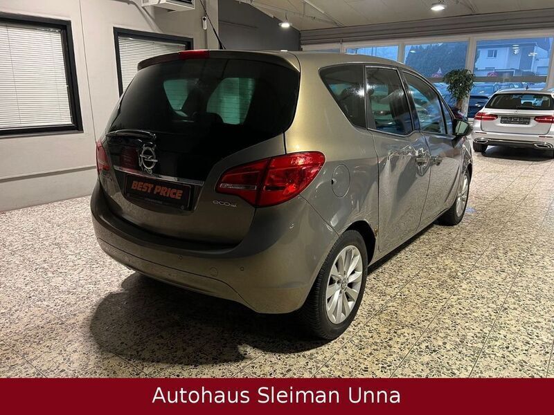 Gebraucht Opel Meriva 120 PS (88 kW) 2013 Braun Van / Kleinbus