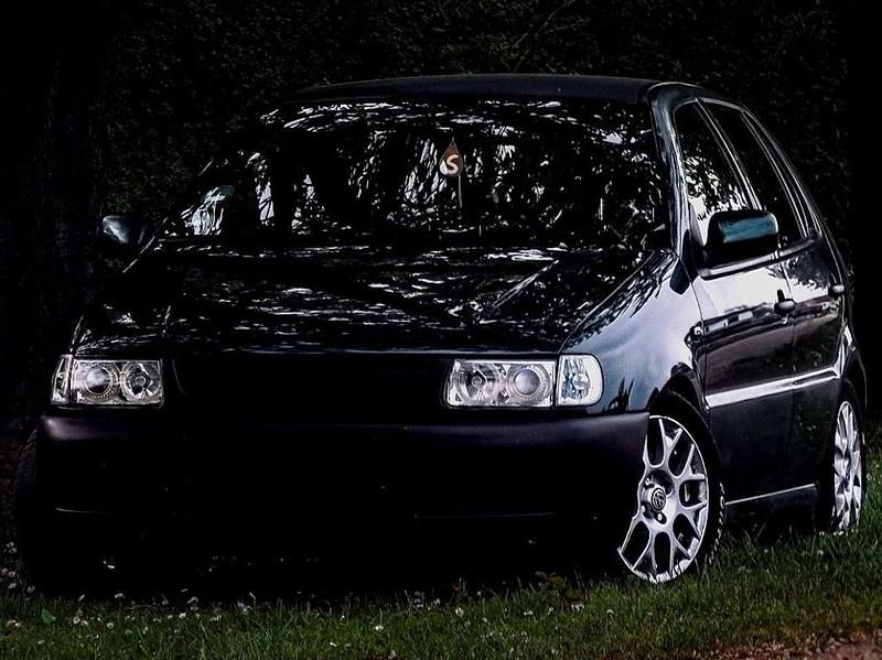 Gebraucht 2001 VW Polo Limousine | 2.000 € (Etwas zu teuer) - Bild 1/4