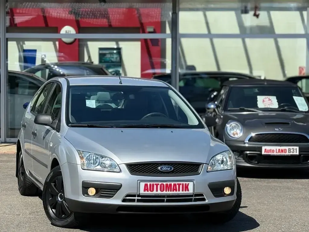 Gebraucht Ford Focus 101 PS (74 kW) 2005 Silber Limousine