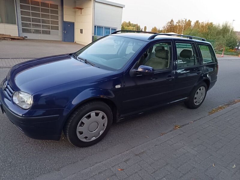 Gebraucht VW Golf IV 101 PS (74 kW) 2002 Blau Kombi