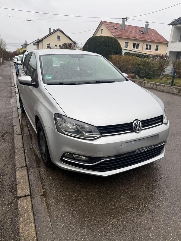 Gebraucht VW Polo Comfortline 75 PS (55 kW) 2017 Silber Limousine