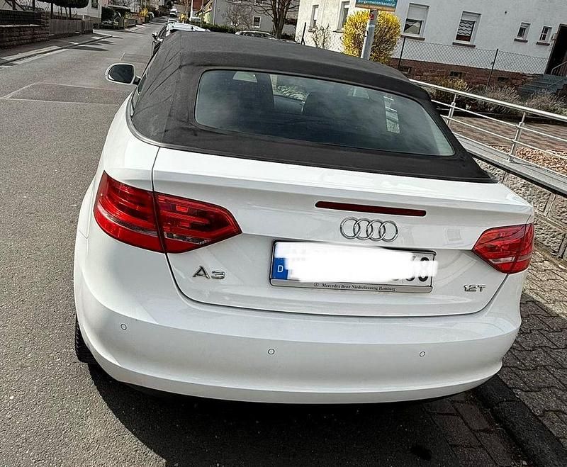 Gebraucht Audi A3 Cabriolet 105 PS (77 kW) 2010 Weiß Cabrio