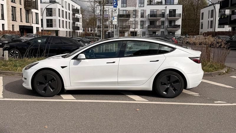 Gebraucht Tesla Model 3 Long Range RWD 208 kW (283 PS) 2023 Weiß Limousine