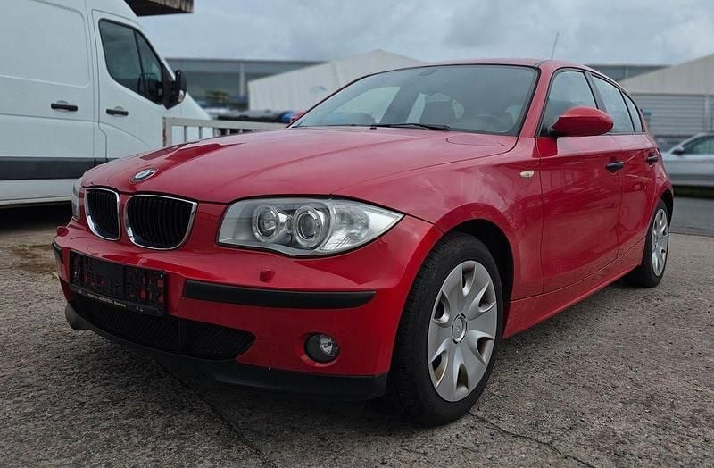 Rot Gebraucht 2005 BMW 116 Advantage Kleinwagen | 2.500 € (Guter Preis) - Bild 1/4