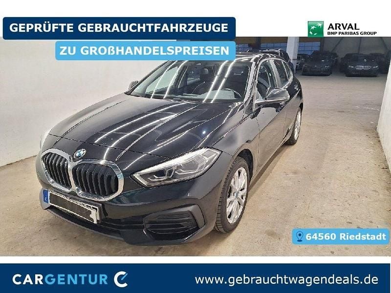 Gebraucht BMW 120 Advantage 190 PS (139 kW) 2023 Black sapphire Kleinwagen
