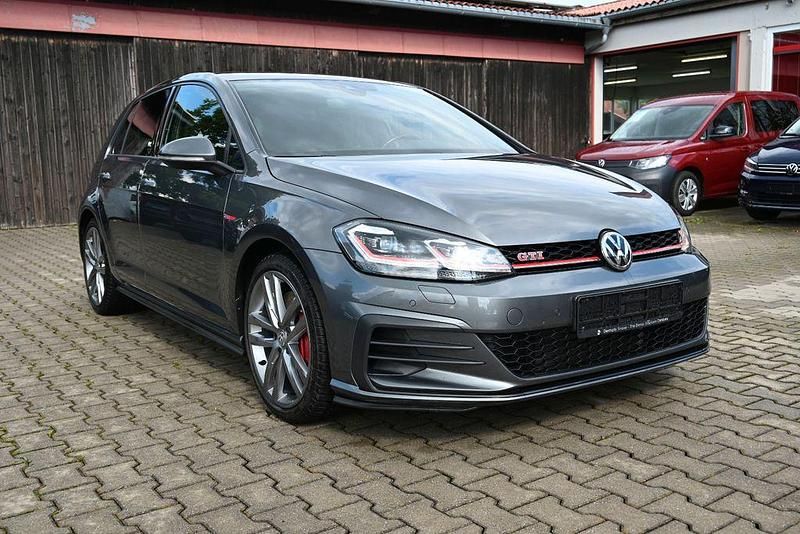 Indiumgrau Gebraucht 2019 VW Golf VII GTI Limousine | 22.800 € (Fairer Preis) - Bild 1/4