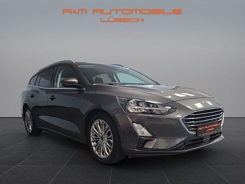 Gebraucht Ford Focus Titanium 150 PS (110 kW) 2019 Grau Kombi