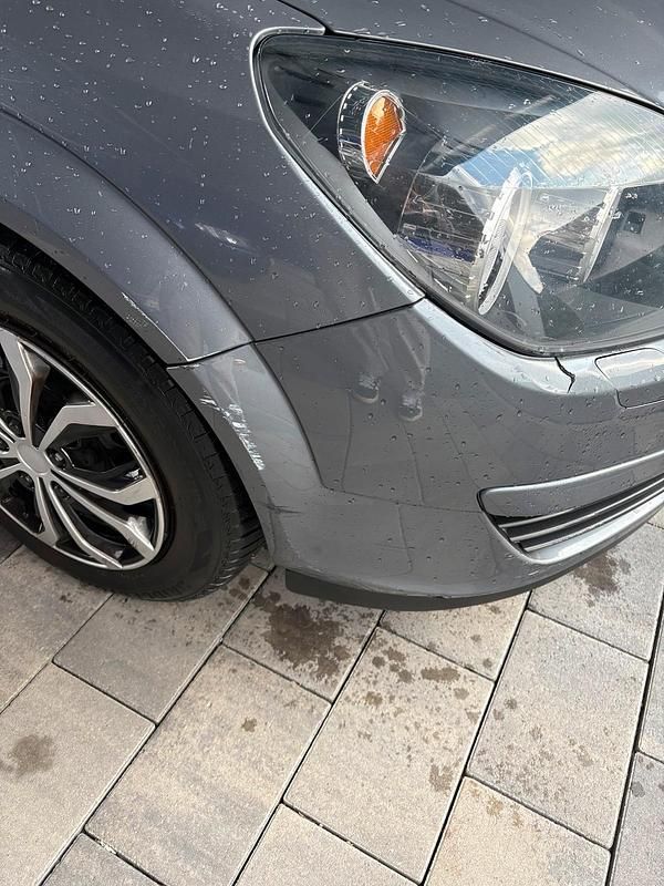 Gebraucht Opel Astra 105 PS (77 kW) 2005 Grau Kleinwagen