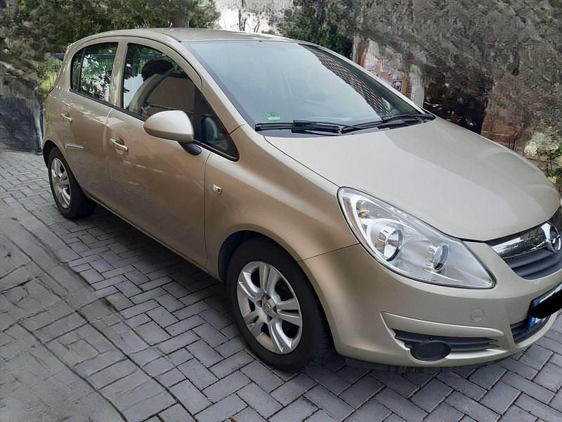 Second-hand Opel Corsa 60 CP (44 kW) 2009 Auriu Hatchback