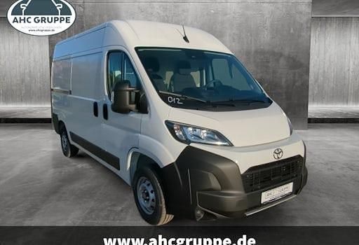 Gebraucht Toyota Proace 140 PS (102 kW) 2024 Weiß Van / Kleinbus