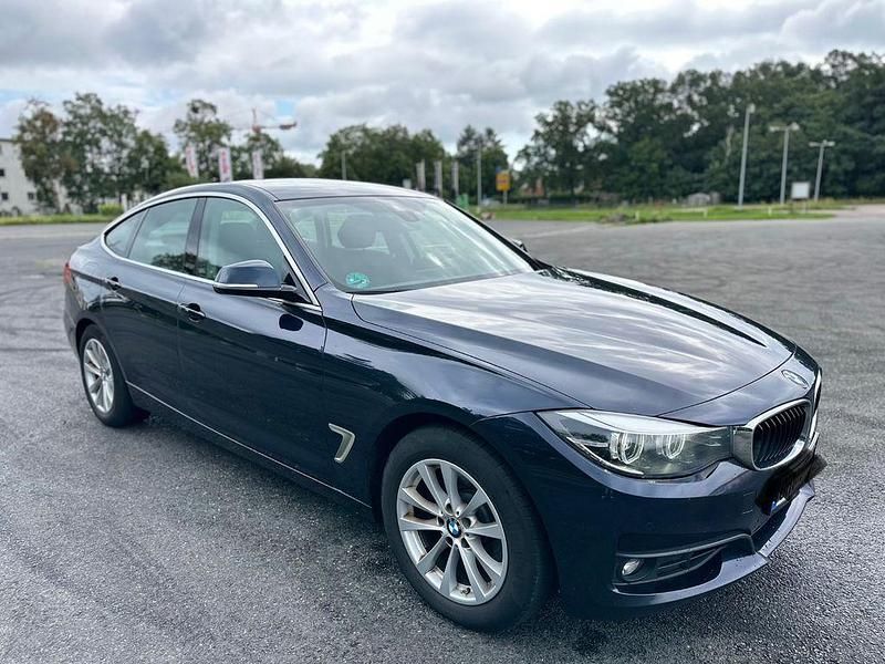 Gebraucht BMW 325 Gran Turismo Advantage 224 PS (164 kW) 2018 Blau Limousine