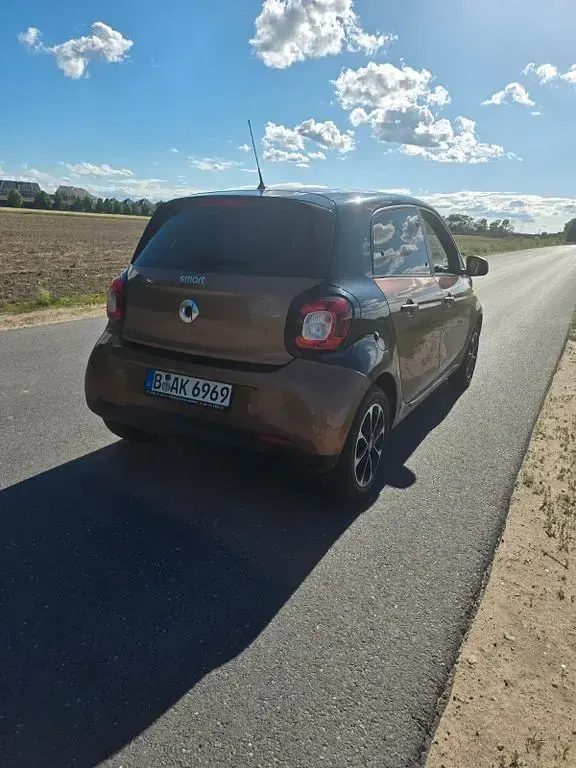 Gebraucht Smart ForFour Passion 71 PS (52 kW) 2015 Braun Kleinwagen