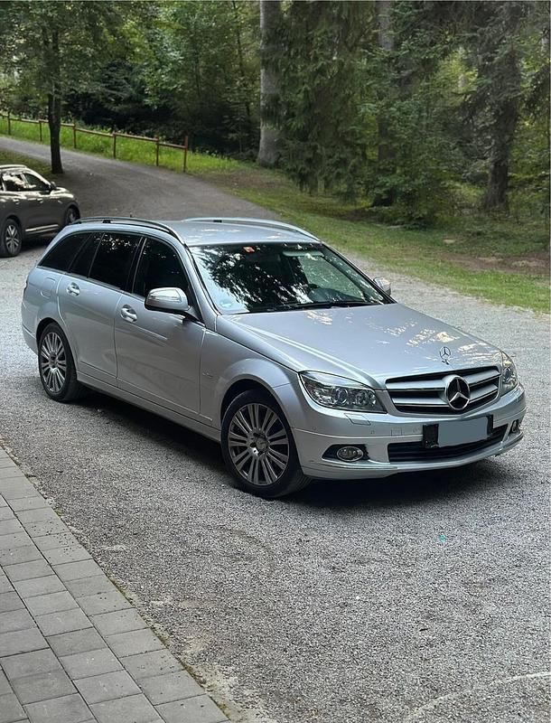 Silber Gebraucht 2008 Mercedes C220 Elegance Kombi | 6.100 € (Fairer Preis) - Bild 1/4