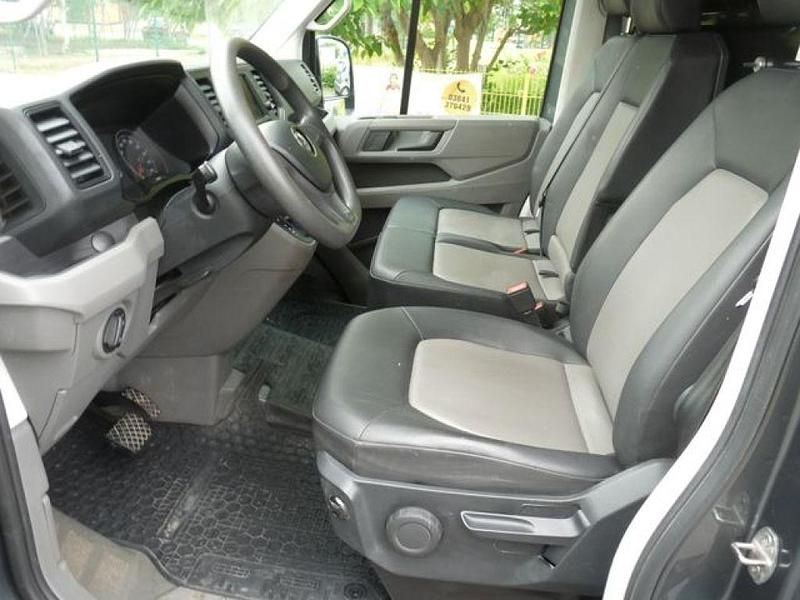 Gebraucht VW Crafter 177 PS (130 kW) 2017 Indiumgrau metallic (metallic) Van