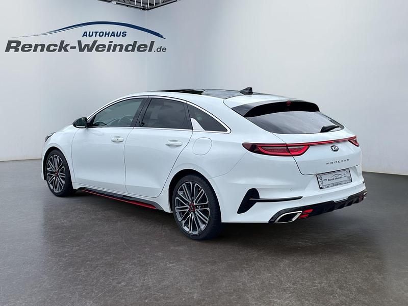 Gebraucht Kia ProCeed 204 PS (150 kW) 2021 Hw2) deluxeweiss met. (weiss Kleinwagen