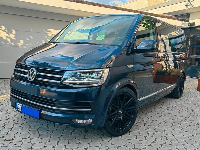 Starlight blue Gebraucht 2019 VW T6.1 Highline Van | 43.250 € (Etwas zu teuer) - Bild 1/4