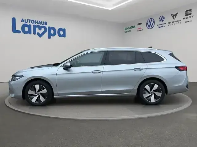 Gebraucht VW Passat Business 150 PS (110 kW) 2025 Silber Kombi