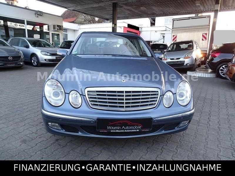 Gebraucht Mercedes E220 Elegance 150 PS (110 kW) 2003 Blau Limousine