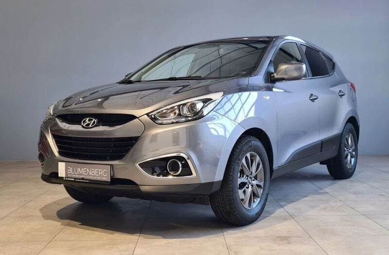 Grau Gebraucht 2015 Hyundai ix35 Classic SUV | 11.980 € (Fairer Preis) - Bild 1/1