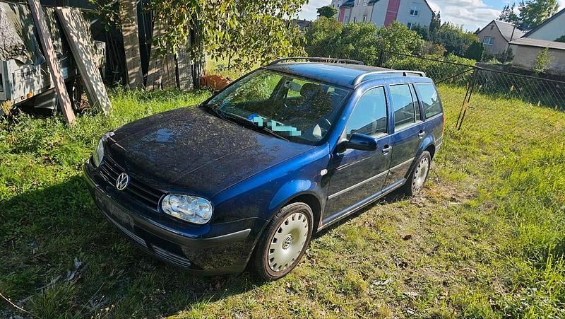 Blau Gebraucht 2001 VW Golf IV Kombi | 1.000 € (Guter Preis) - Bild 1/1