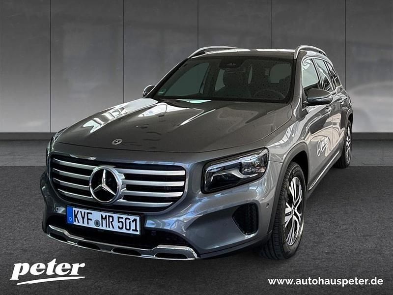 Grau Gebraucht 2025 Mercedes GLB220 Progressive SUV | 48.480 € (Fairer Preis) - Bild 1/4